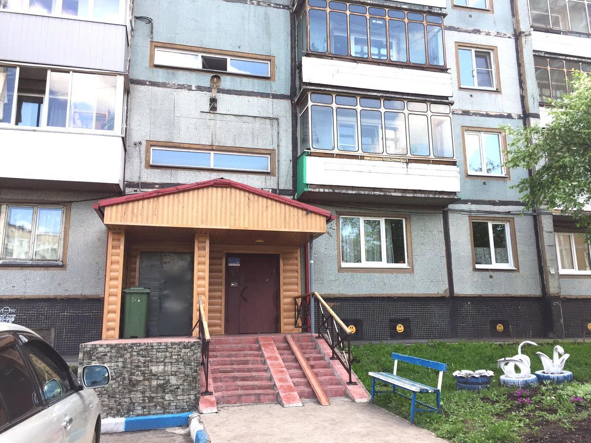 Apartment Tsiolkovskogo 27 Novokuznyeck Kültér fotó